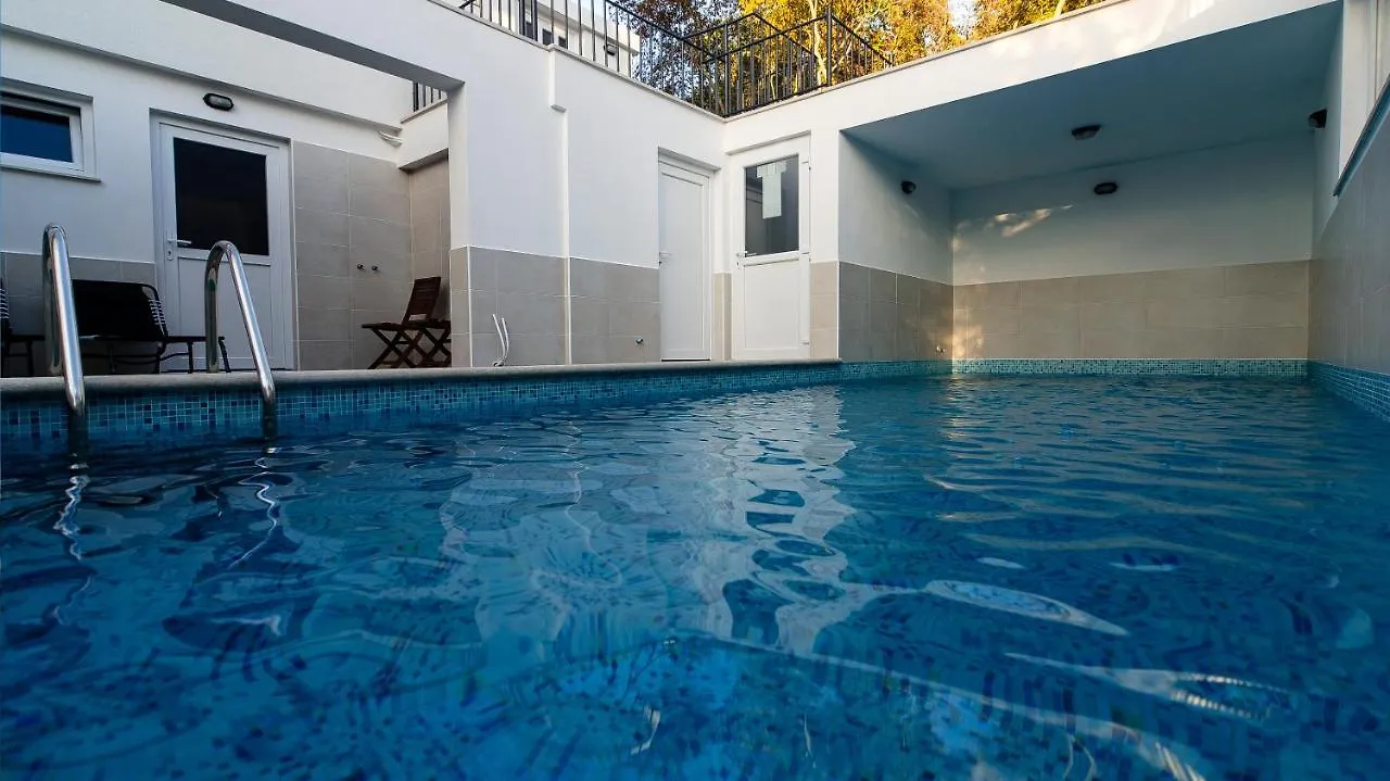 נייביצה Guest House Lavanda 4 0*,  קרואטיה