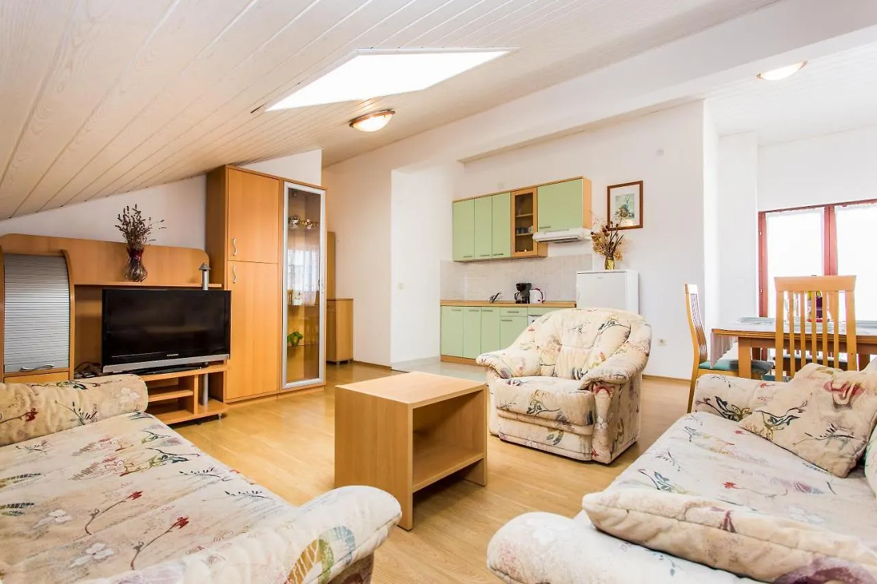 Guest House Lavanda 4 Njivice Croatie