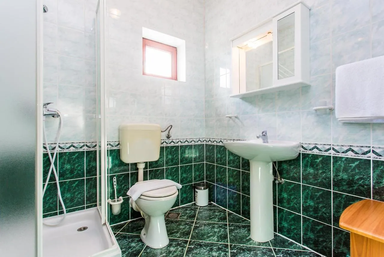 Appartement Guest House Lavanda 4 Njivice