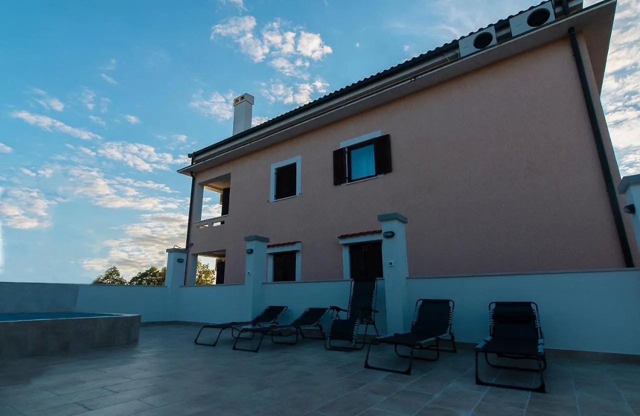 Appartement Guest House Lavanda 4 Njivice